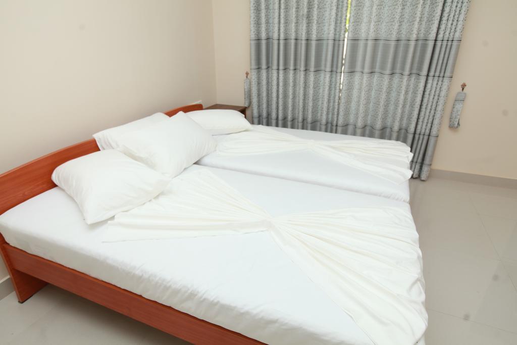 Hotel Lavonka Tourist Rest Anuradhapura Zewnętrze zdjęcie