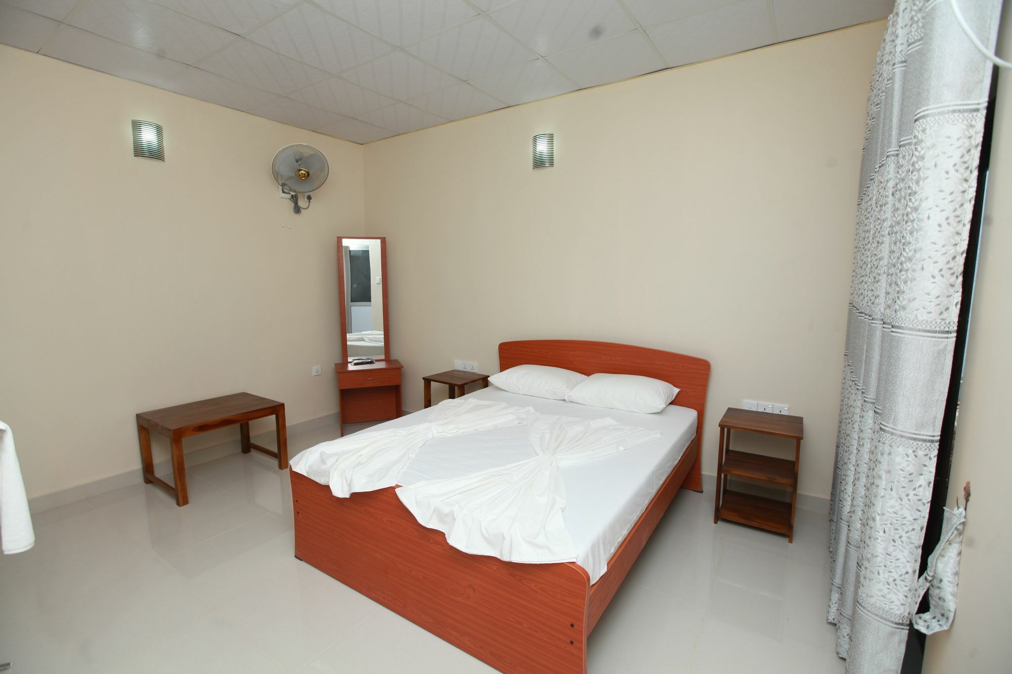 Hotel Lavonka Tourist Rest Anuradhapura Zewnętrze zdjęcie